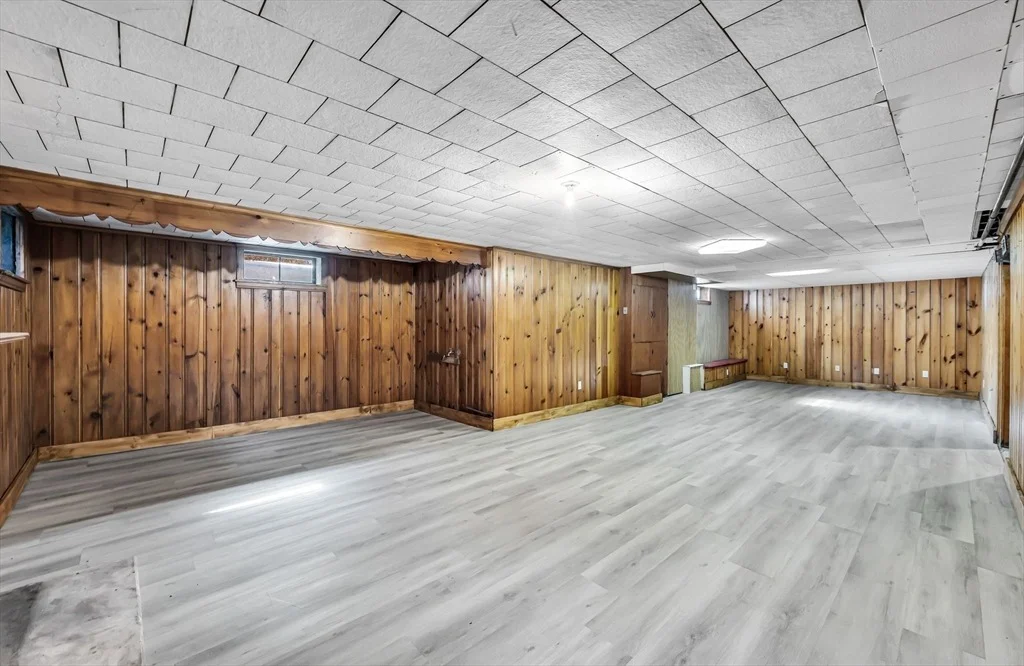 Photo of 115 Saint James Ave