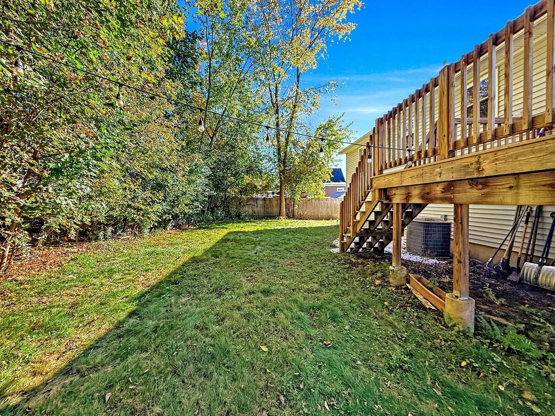 Photo of 23 Iona Ave