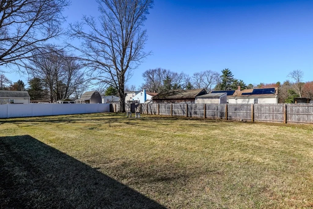 Photo of 46 Lakevilla Ave