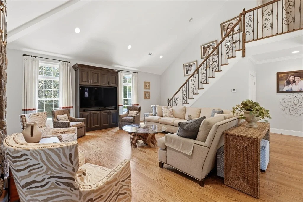 Photo of 9 Ross Ln