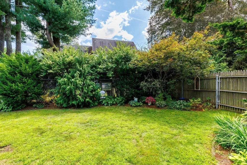 Photo of 39 Elm St.