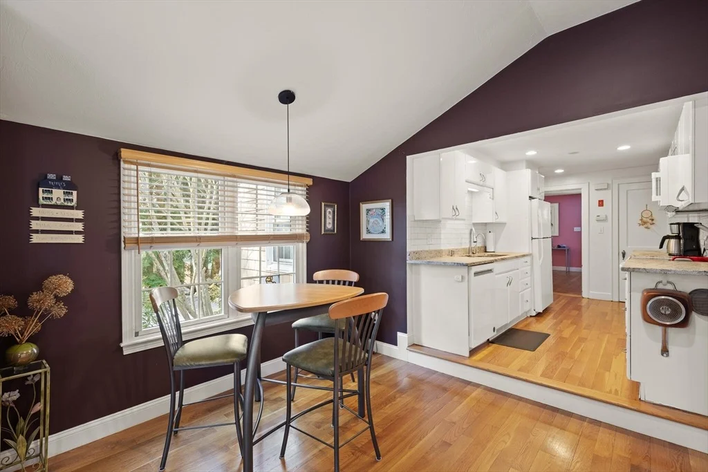 Photo of 472 Brook St