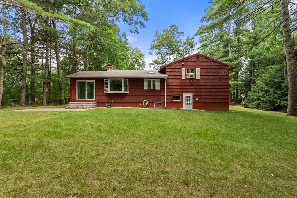 Photo of 25 Meadowbrook Road