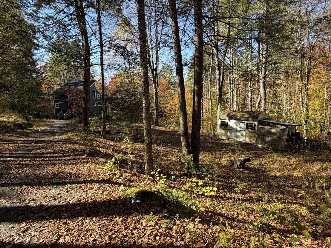 Photo of 232 River Rd