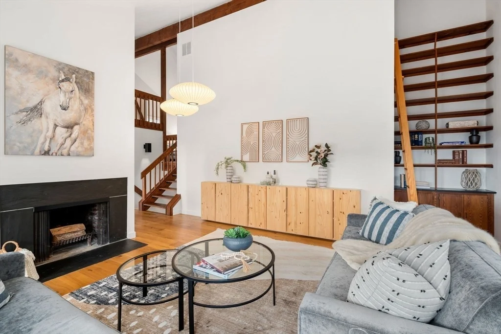 Photo of 351 Silver Hill Road