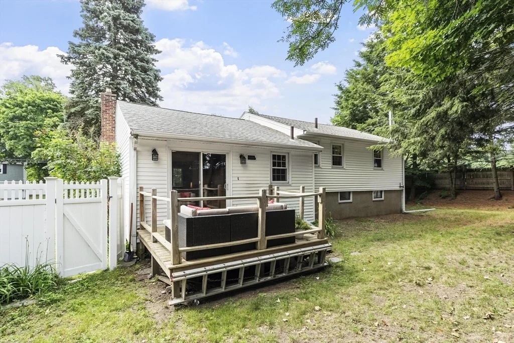 Photo of 283 Florence Ave