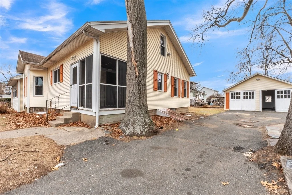 Photo of 141 Hood St