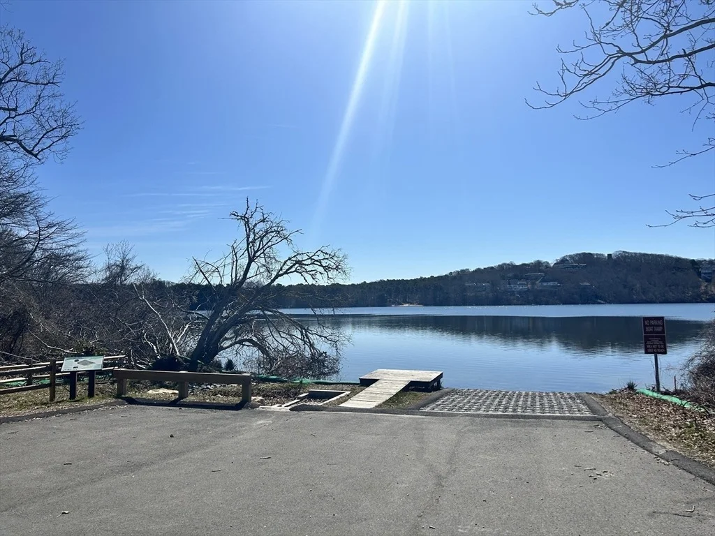 Photo of 946 Route 6a