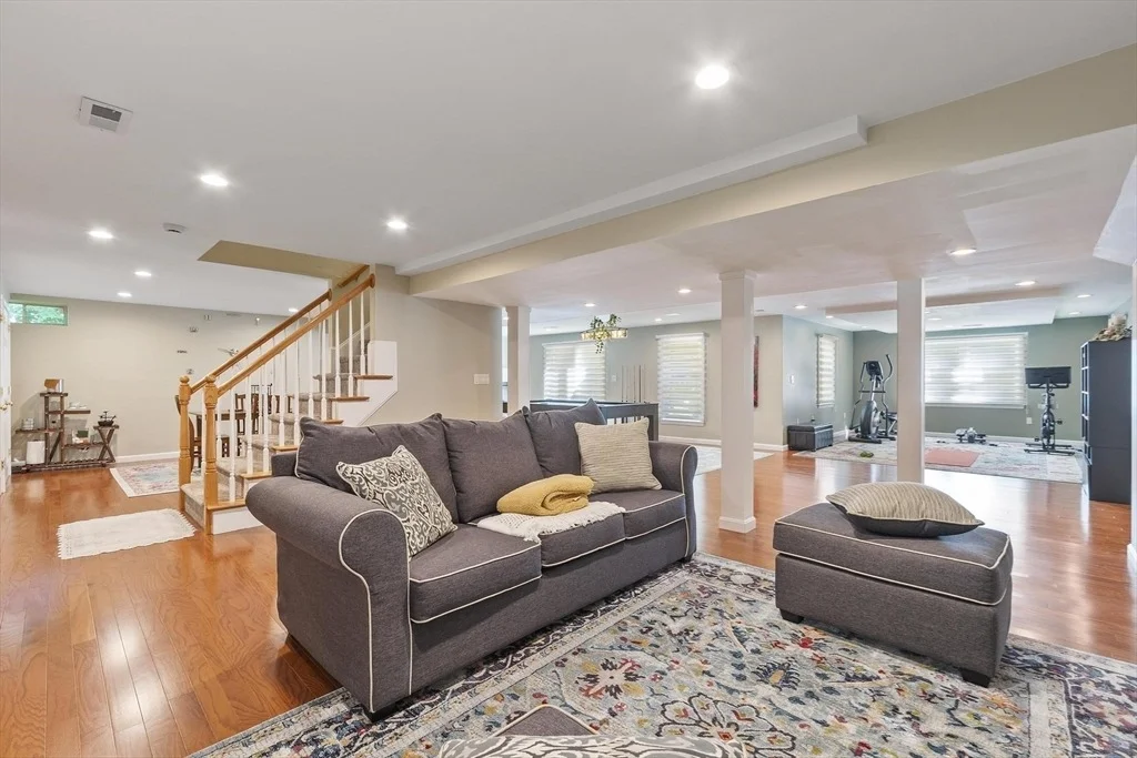 Photo of 218 Stearns Rd