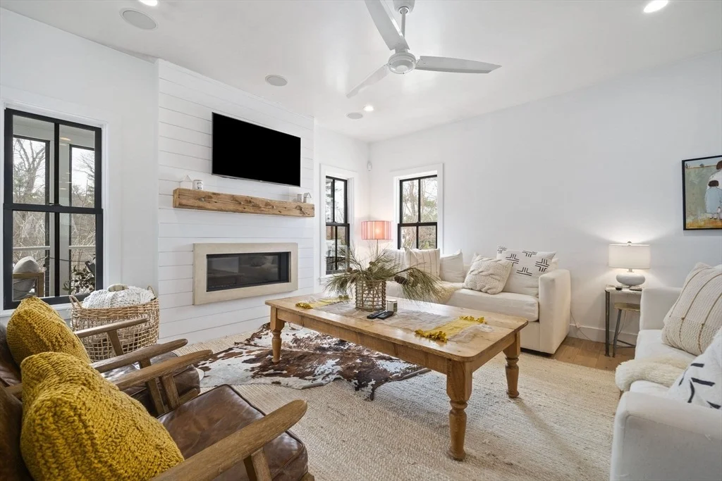 Photo of 229 Spring St