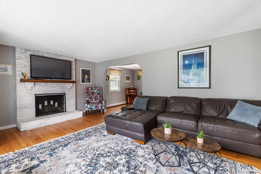 Photo of 3 Edith Ln