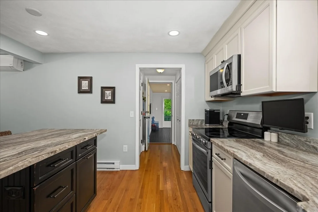 Photo of 4 Robertson Rd