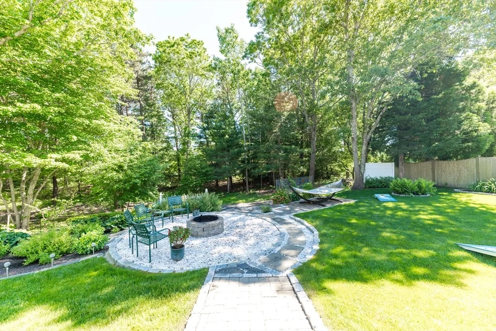 Photo of 11 Polaris Dr