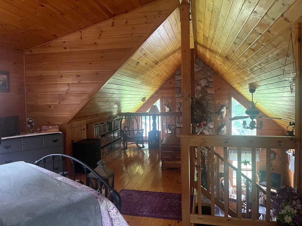 Photo of 149 Nichewaug Rd