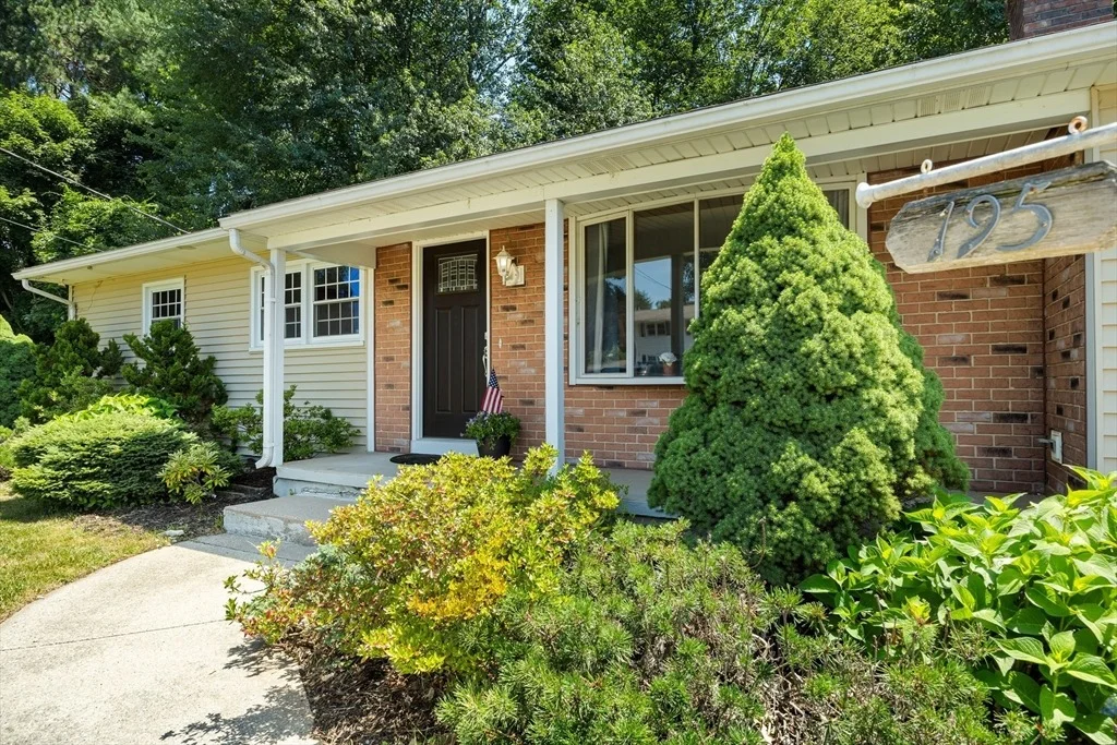 Photo of 195 Murphy Lane