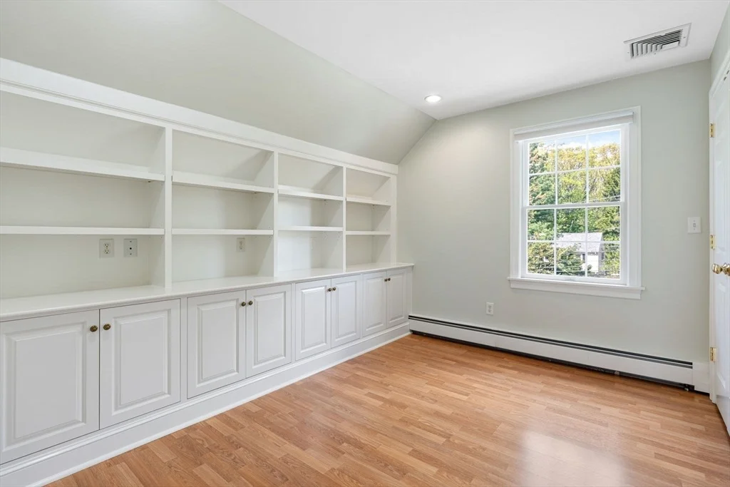 Photo of 70 Spring Street