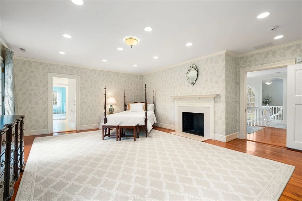 Photo of 650 Canton Ave