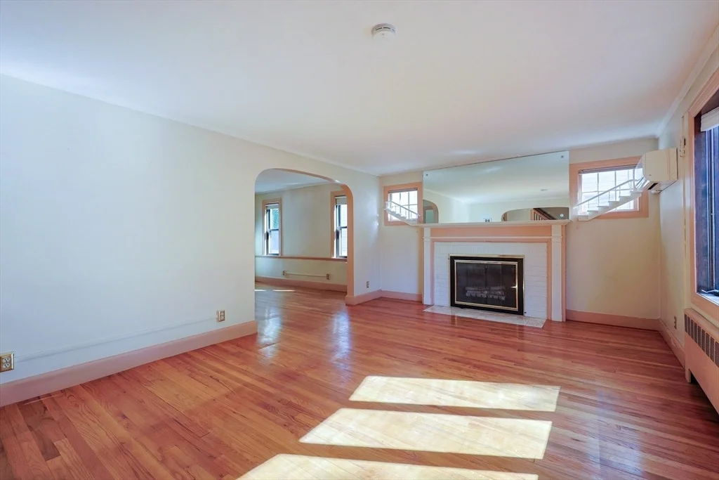 Photo of 53 Maple St