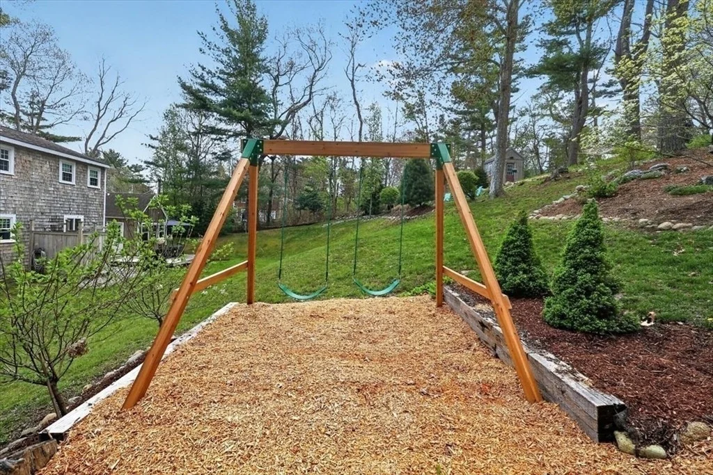 Photo of 60 Oakleaf Dr