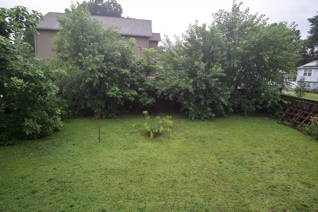 Photo of 1289 Bay St.