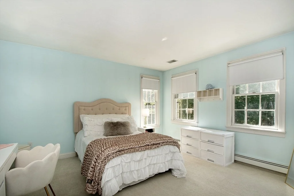 Photo of 185 Booth Hill Rd