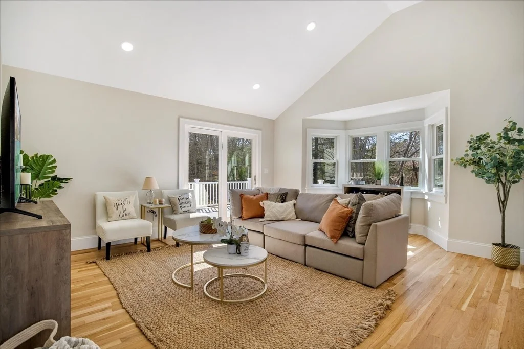 Photo of 12 Dorcas Dr