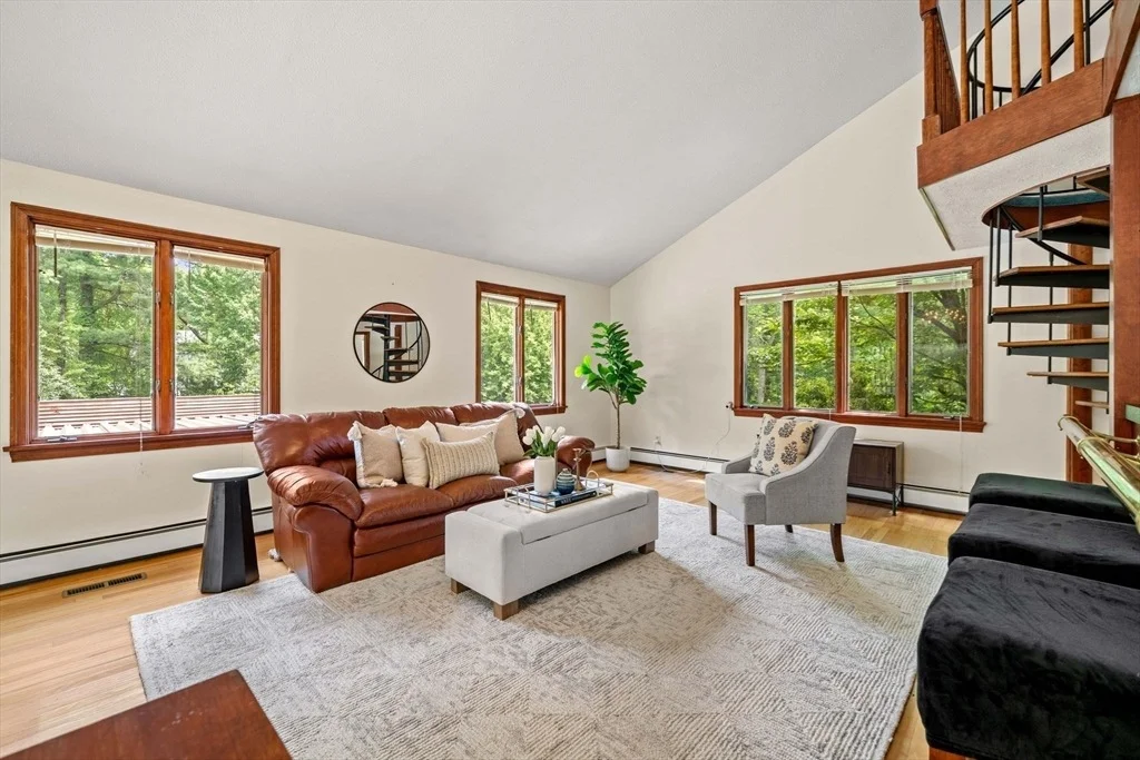 Photo of 29 Pine Ridge Rd