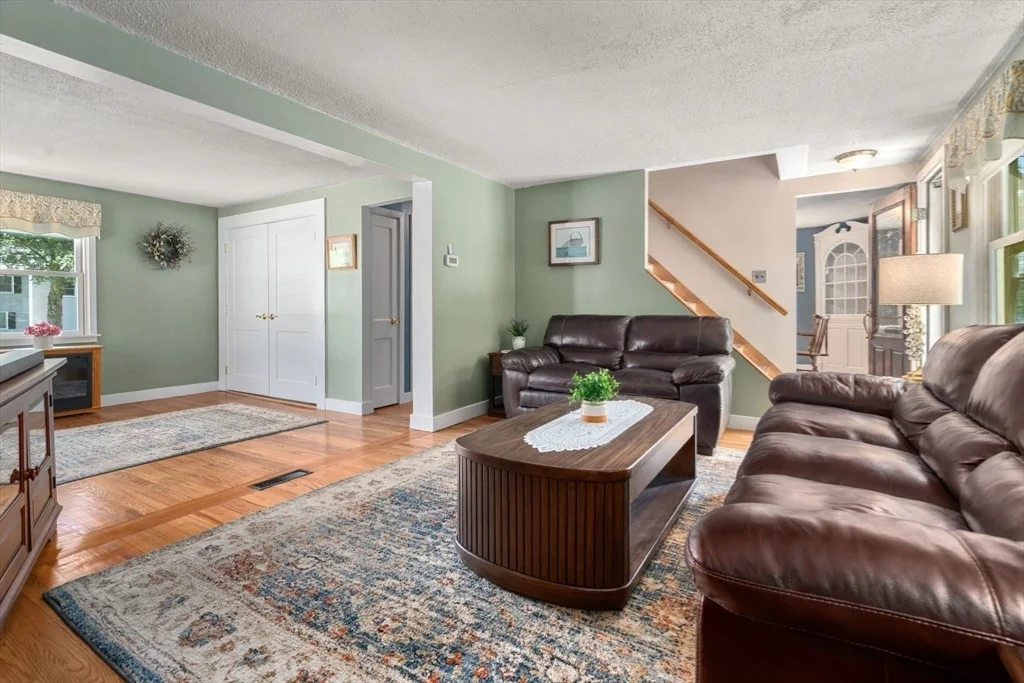 Photo of 86 Redfield Rd
