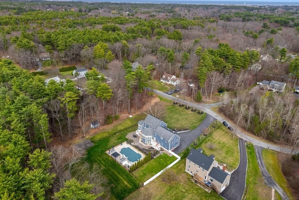 Photo of 6 Palis Dr