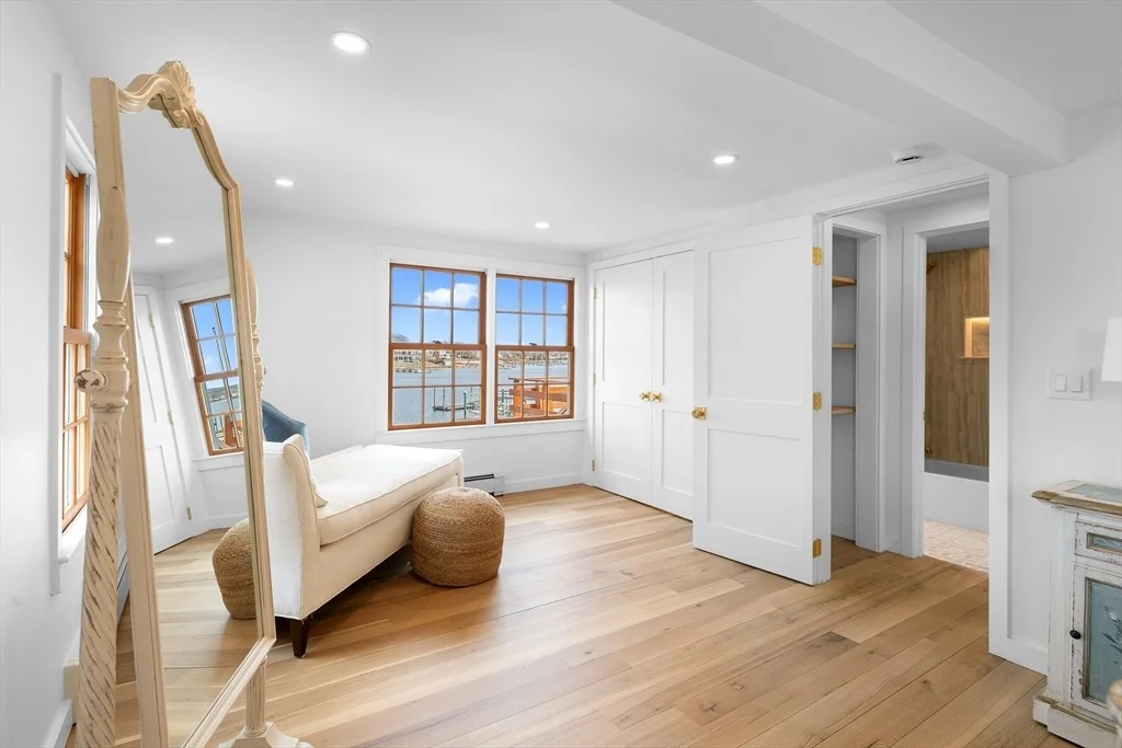 Photo of 8 Pine Tree Drive