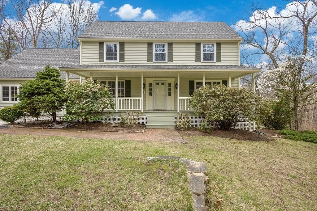 Photo of 7 Neck Hill Rd