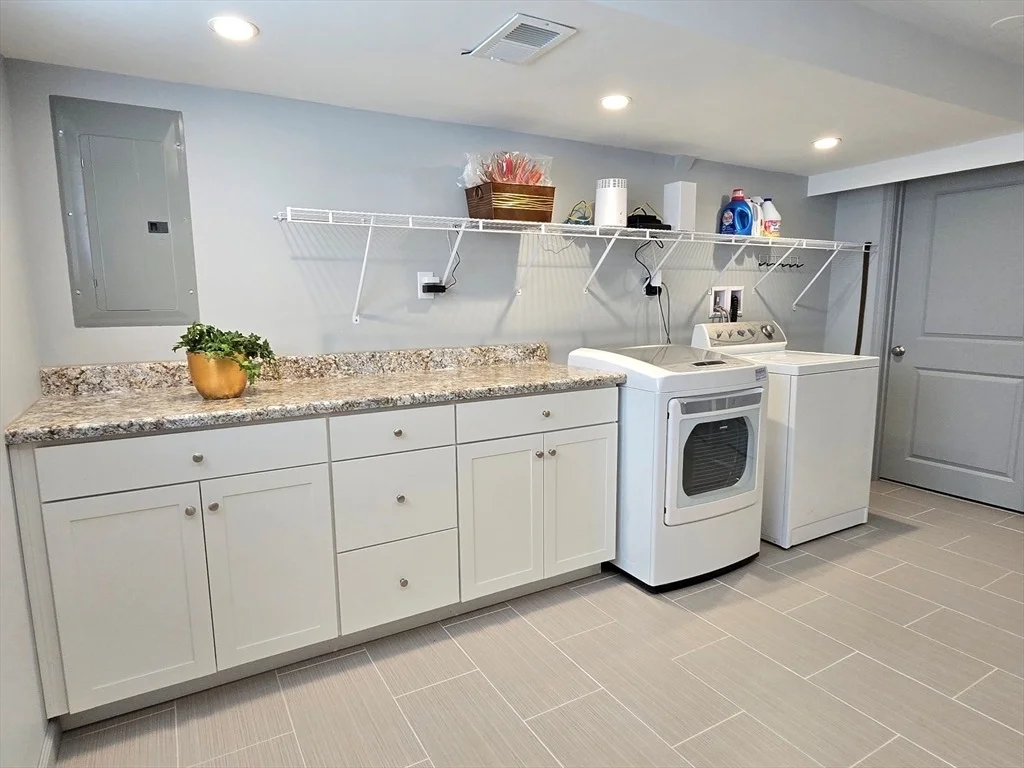 Photo of Unit 166 at 166 Arrowhead Cir