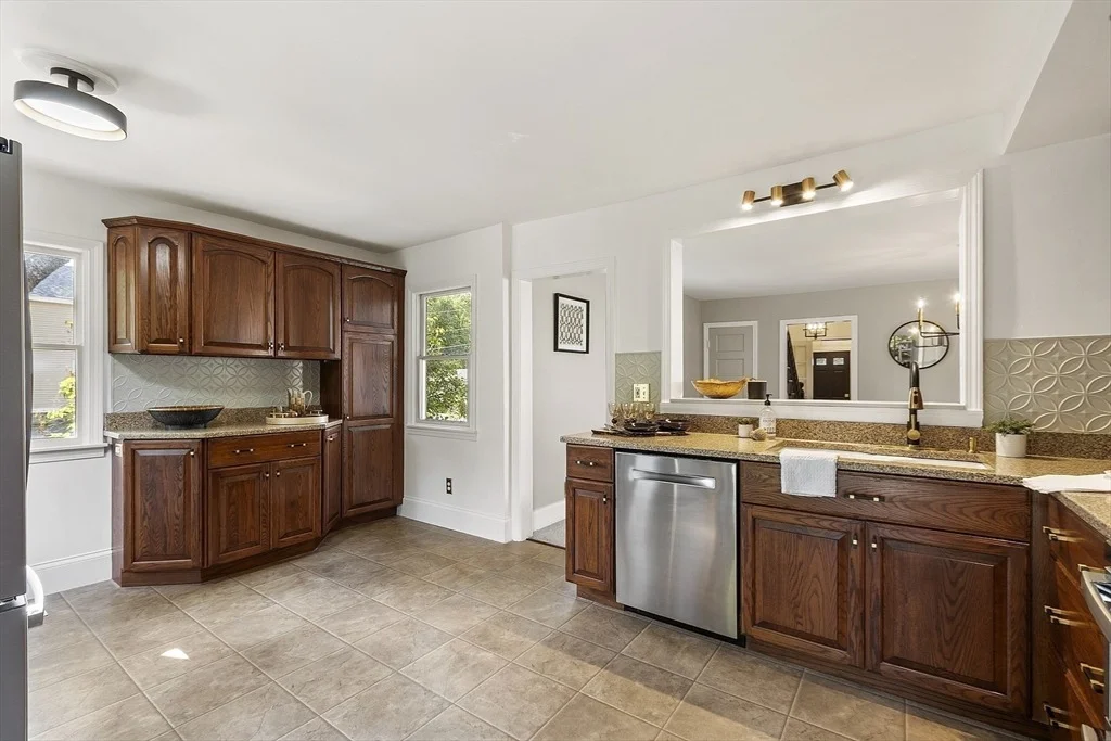 Photo of 84 Ward St