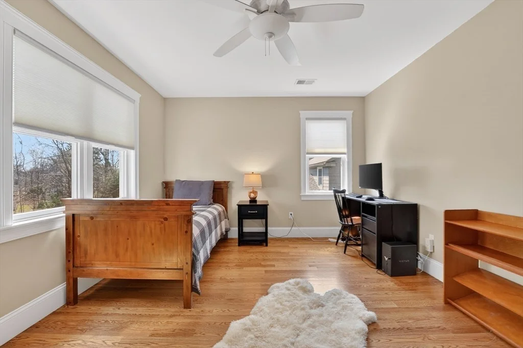 Photo of 176 Melrose Avenue