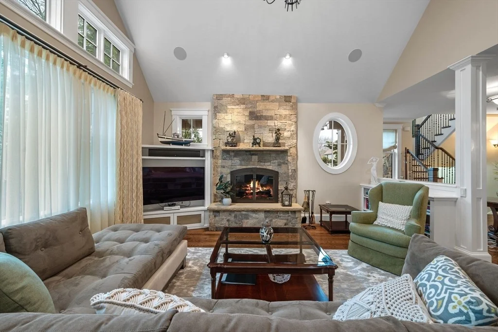 Photo of 24 Whitehall Cir
