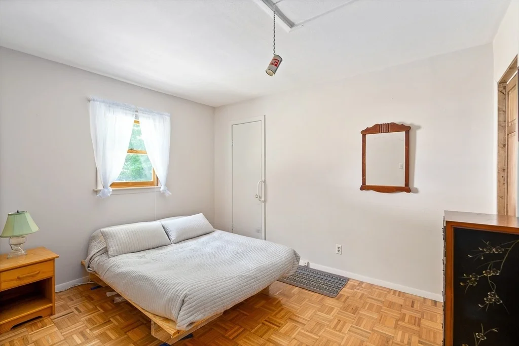 Photo of 8 Antin Rd