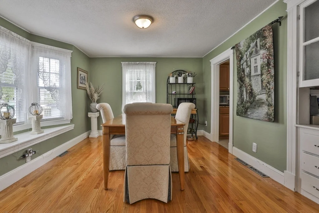 Photo of 170 Warwick St