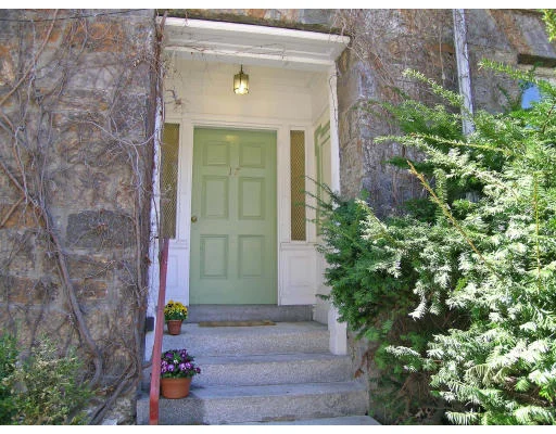 Photo of Unit 2 at 17 Regent Circle