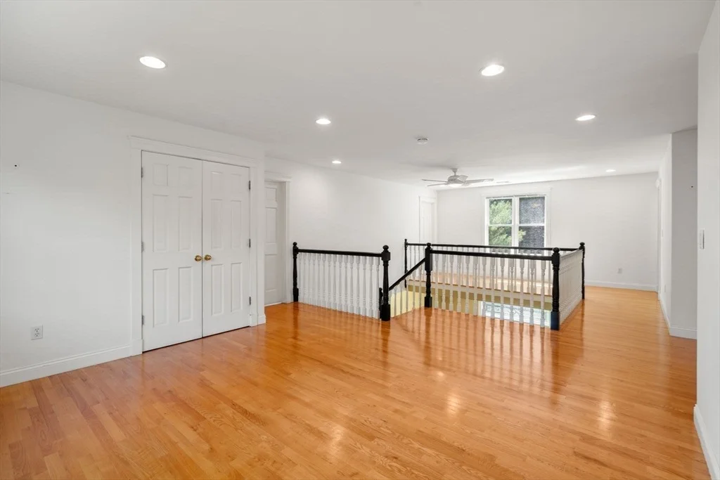 Photo of 15 Montclair Dr