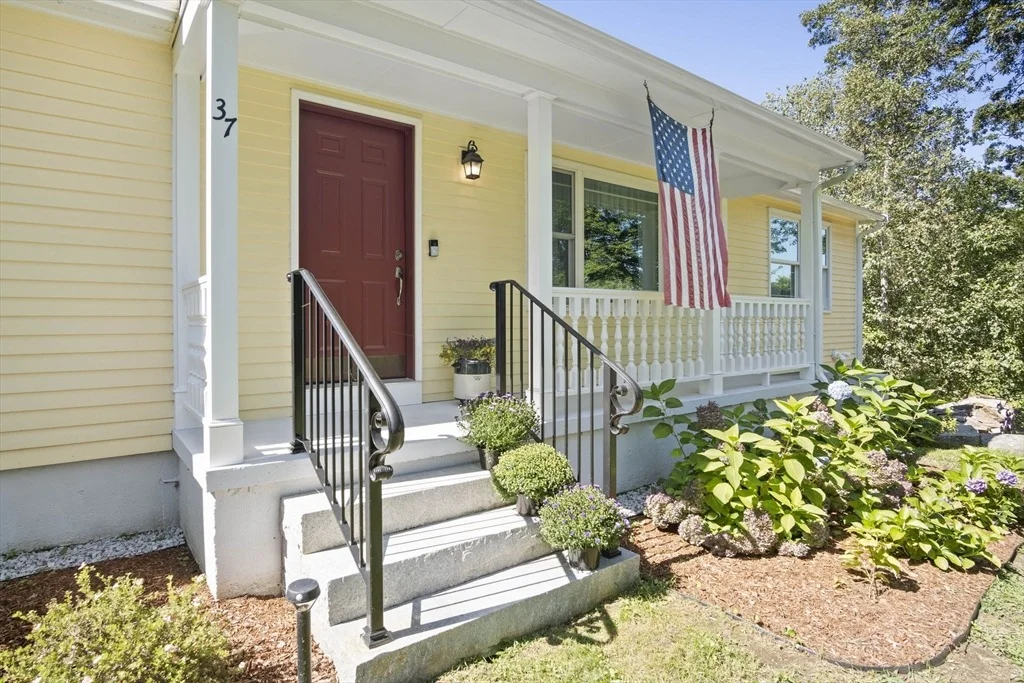 Photo of 37 Chamberlain Rd