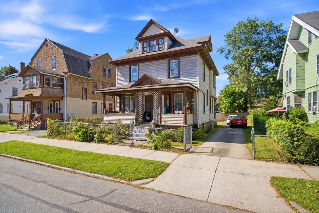 Photo of 28 Lyndale St