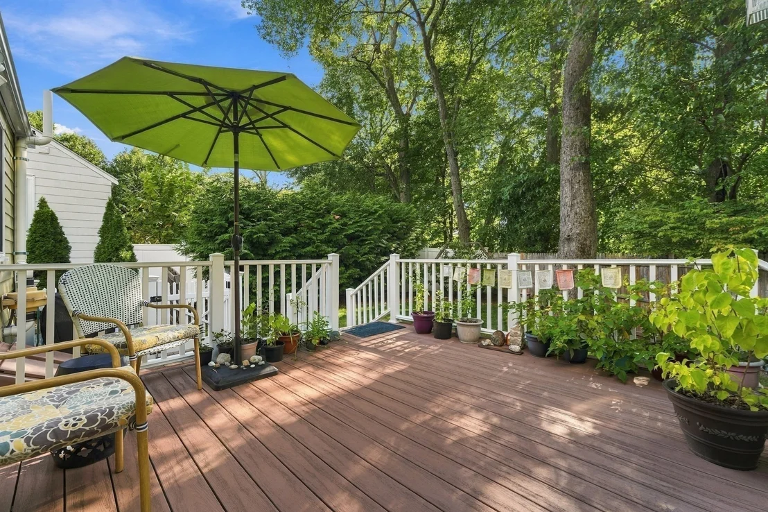 Photo of 54 Joclyn Ave