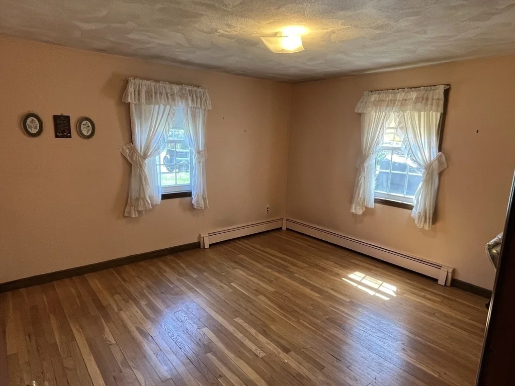 Photo of 7 Brookside Drive