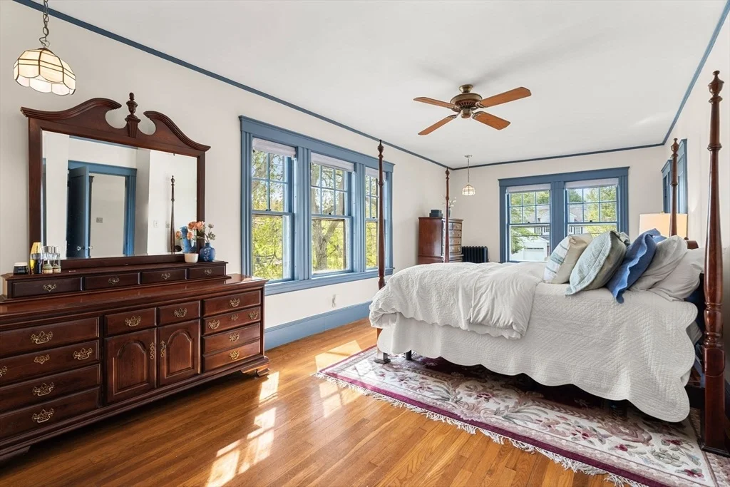 Photo of 402 Sutton St
