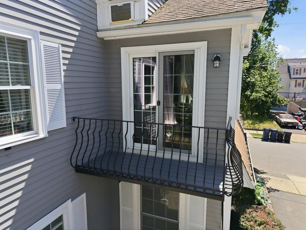 Photo of 1 Elm Ave