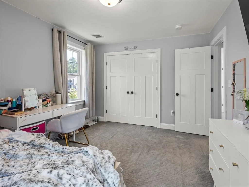 Photo of 25 Cobblestone Ln
