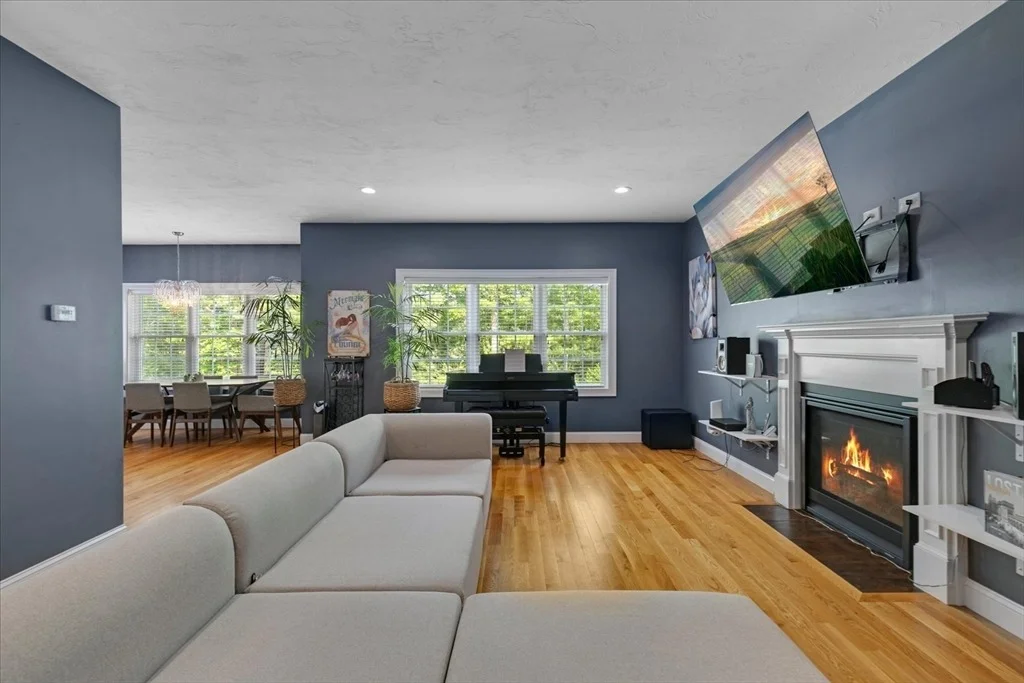 Photo of 11 Dawe Ln