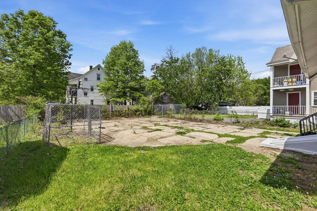 Photo of 62 Kenyon St