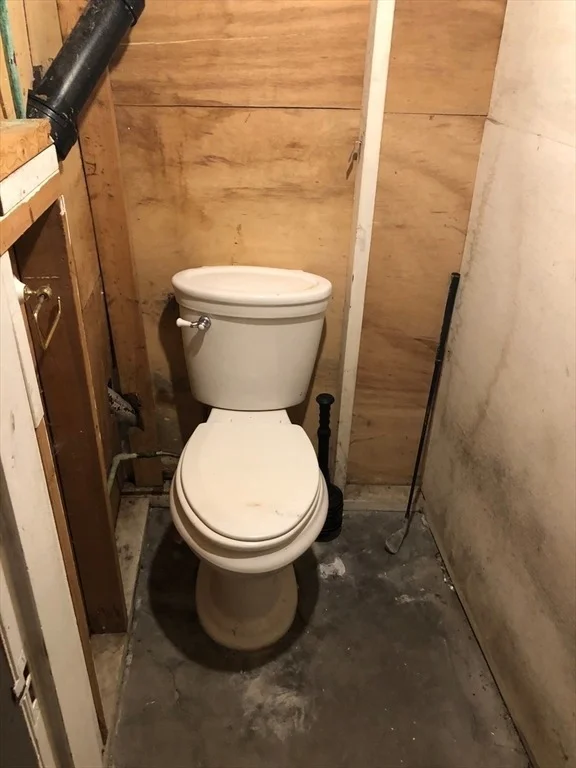 Photo of 250 May St