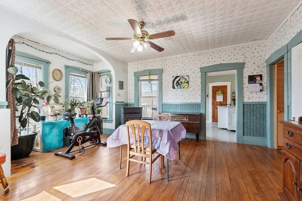 Photo of 141 Mechanic St